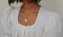 Load image into Gallery viewer, Interlaced Heart Chain

